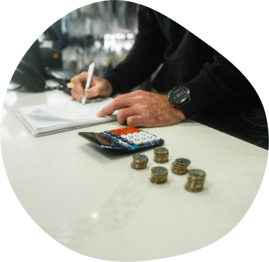 counting-coins-in-laundromat-blob